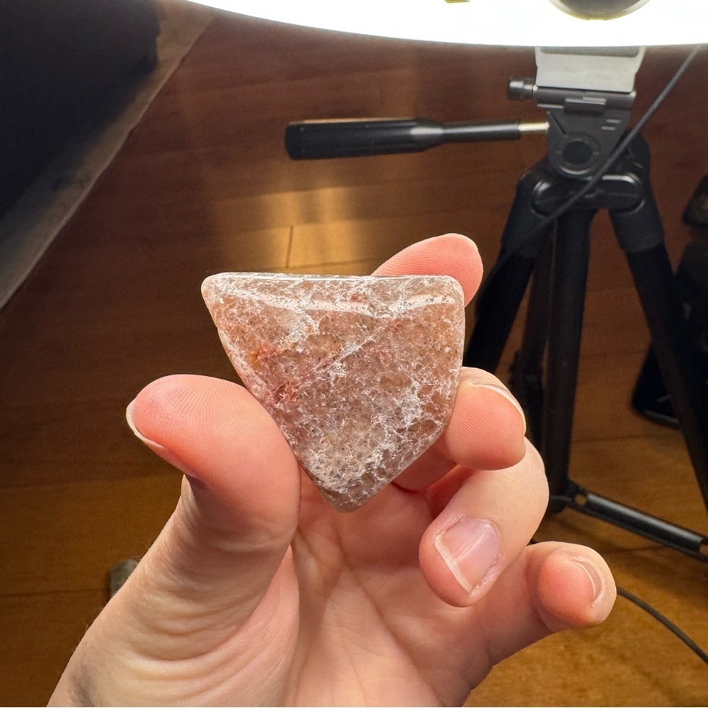 Triangular Natural Stone of Raspberry Quartz - Picture 5 of 5